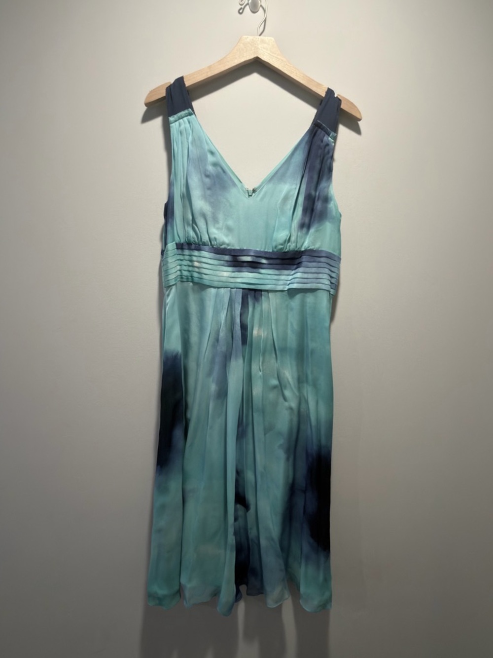 Anne Klein Aqua and Navy Ombre Sleeveless Dress